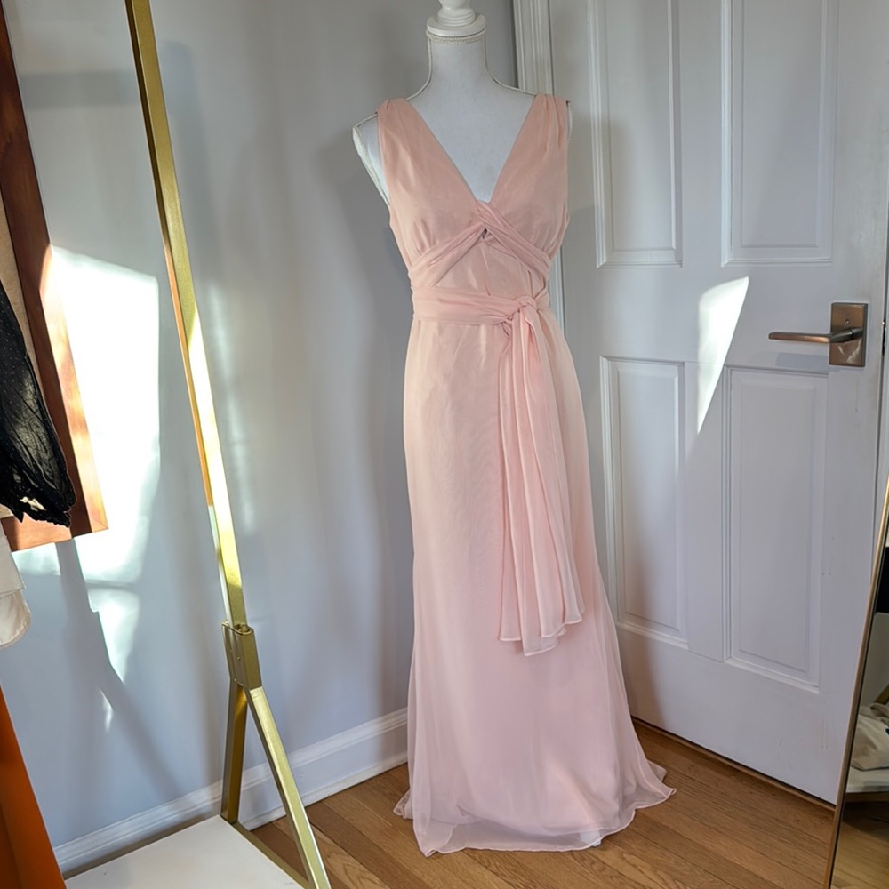 Vera Wang Pink Evening gown size 6